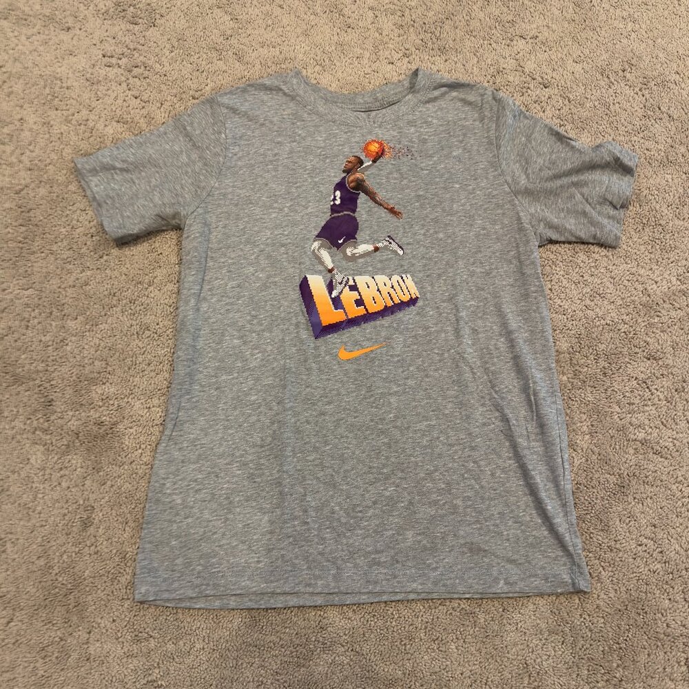 Boys Nike Grey Lebron T-Shirt Youth XL